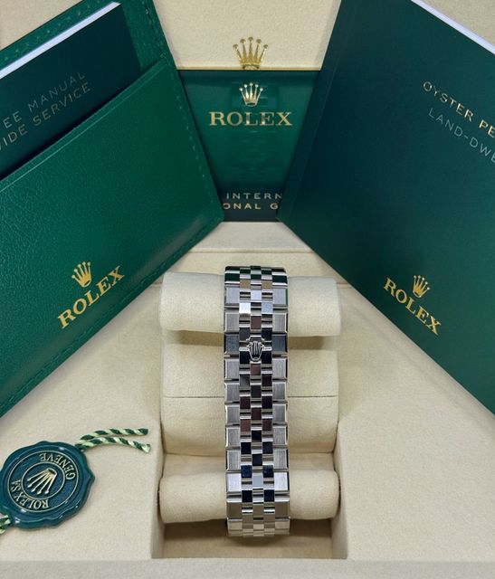 Rolex Land-Dweller 36 127234 Image 3